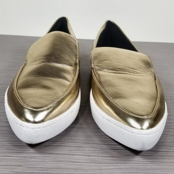 Aldo Trezzo Pointy Toe Sneaker, Gold Patent - Picture 11 of 16